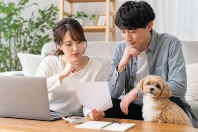 犬を飼うのに必要な年収はいくら？費用相場と現実的な判断基準